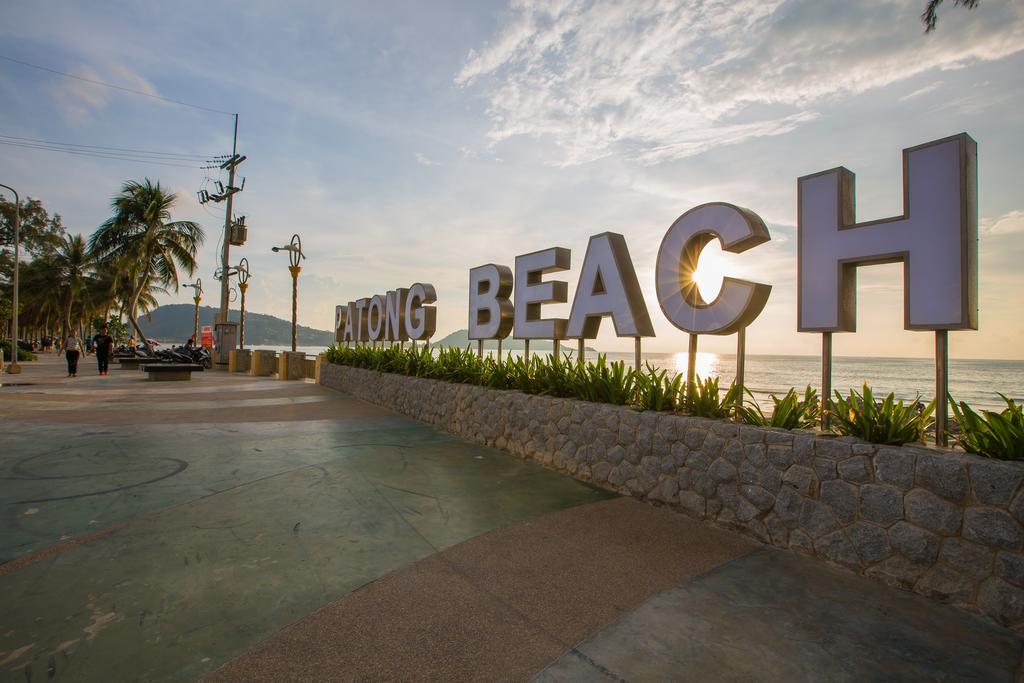 Barefoot Hotel Kalim Beach Front Patong Kültér fotó