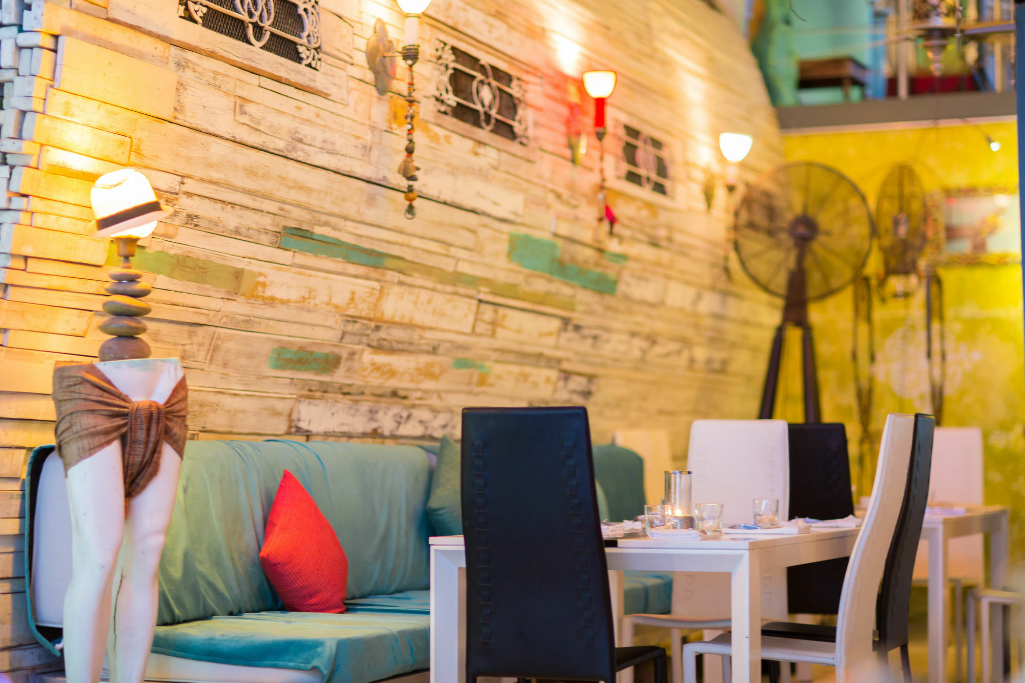Barefoot Hotel Kalim Beach Front Patong Kültér fotó